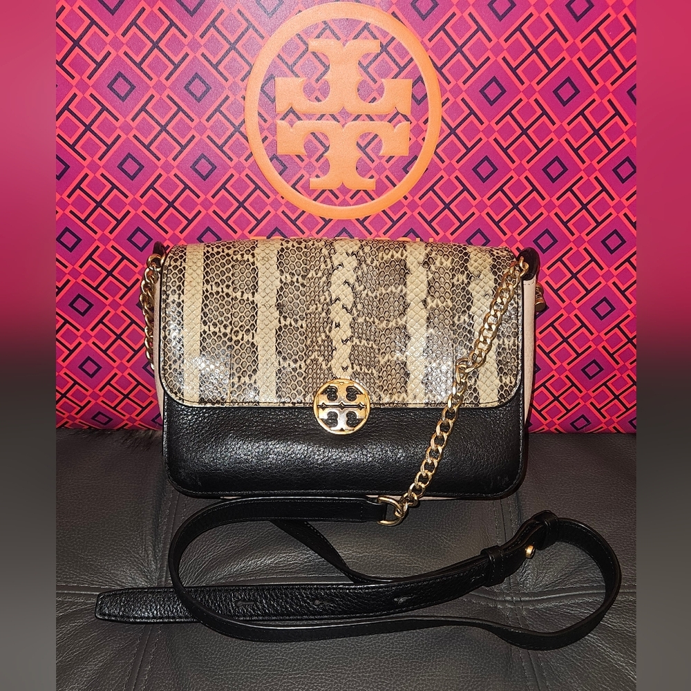 Tory Burch Snake Print Chelsea Crossbody Bag - Picture 2 of 8